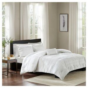 NWT White Amari Cotton Seersucker Duvet Cover Set (King/California King) 4pc